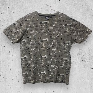 WXYZ Graffiti T Shirt XL